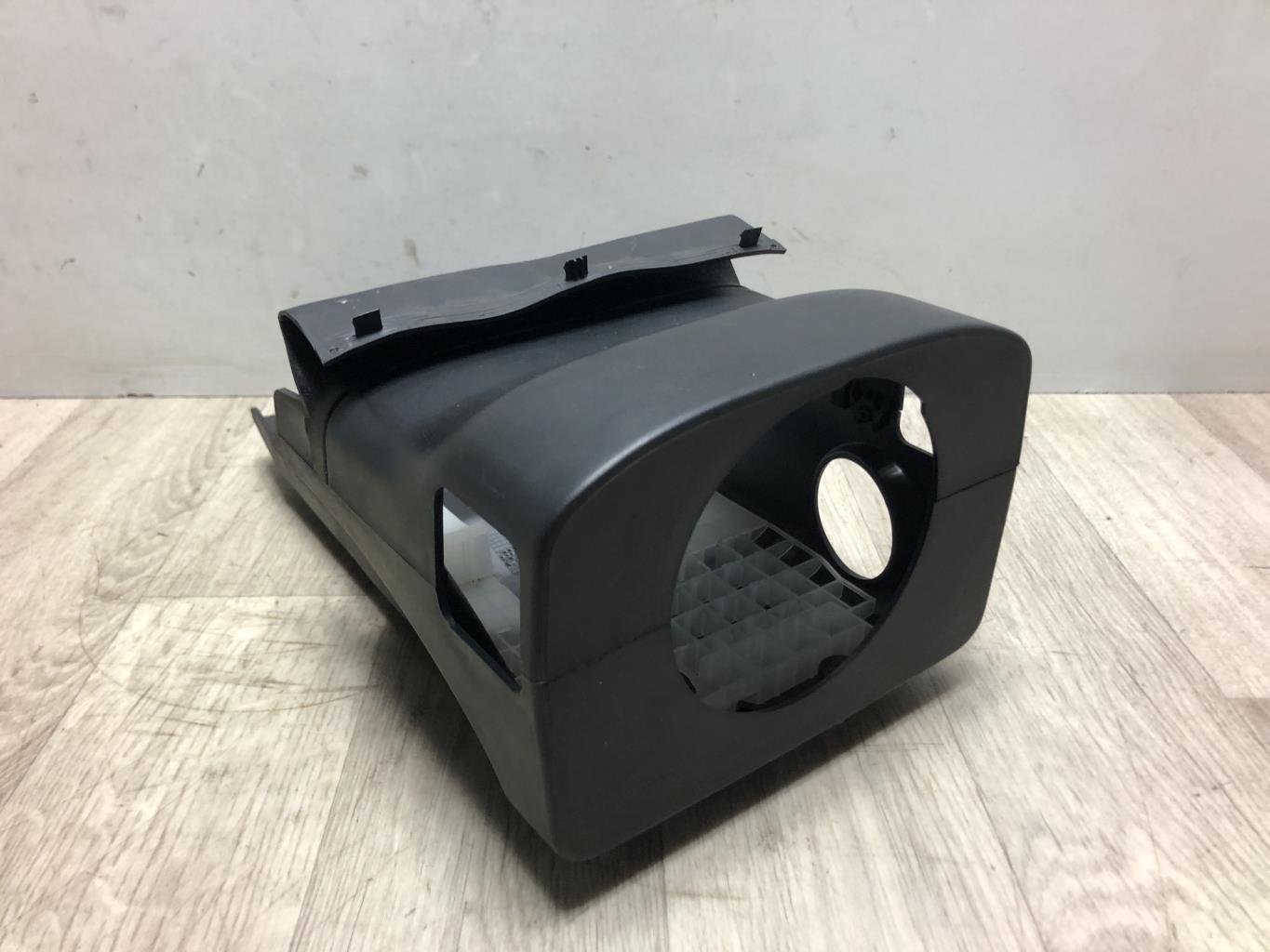 Coquille volant VOLVO S 60 1 Essence - 1