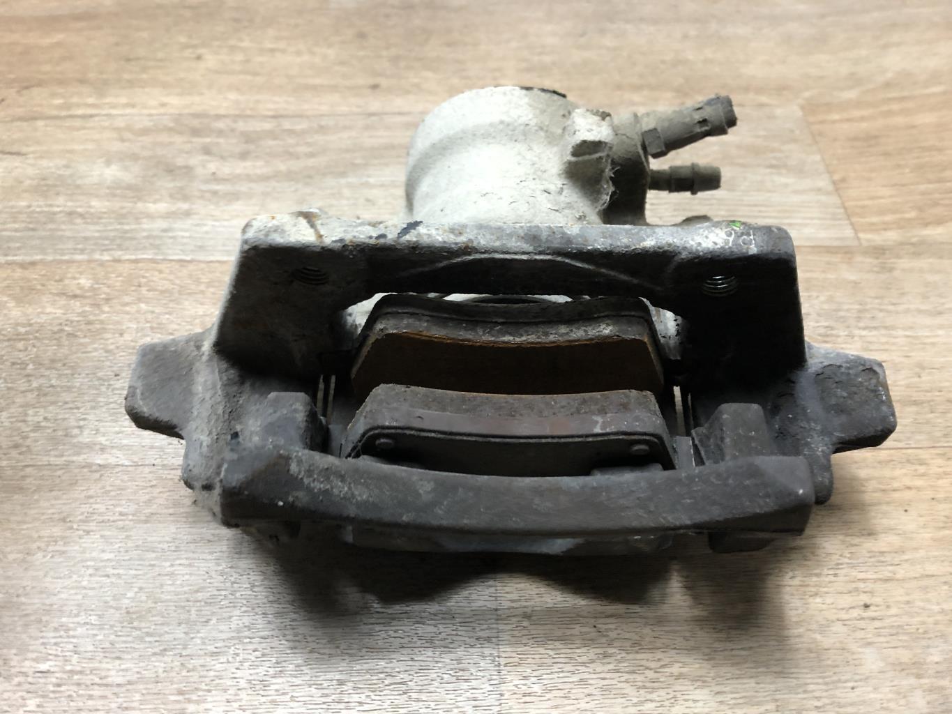 Pinza freni anteriore sinistra MERCEDES CLASSE A 169 PHASE 1 Diésel - 1