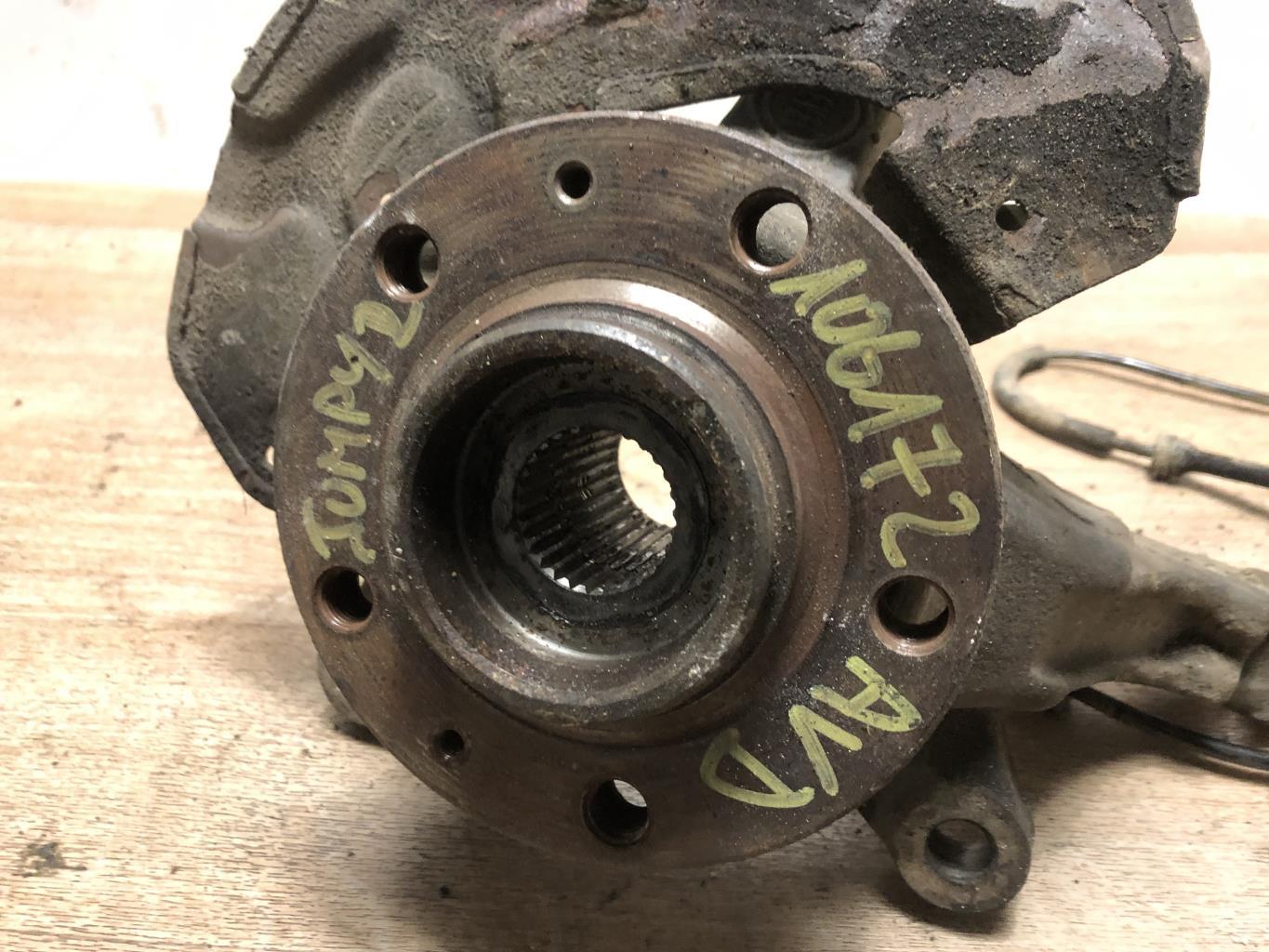 Fusee avant droit CITROEN JUMPY 2 Diesel - 1