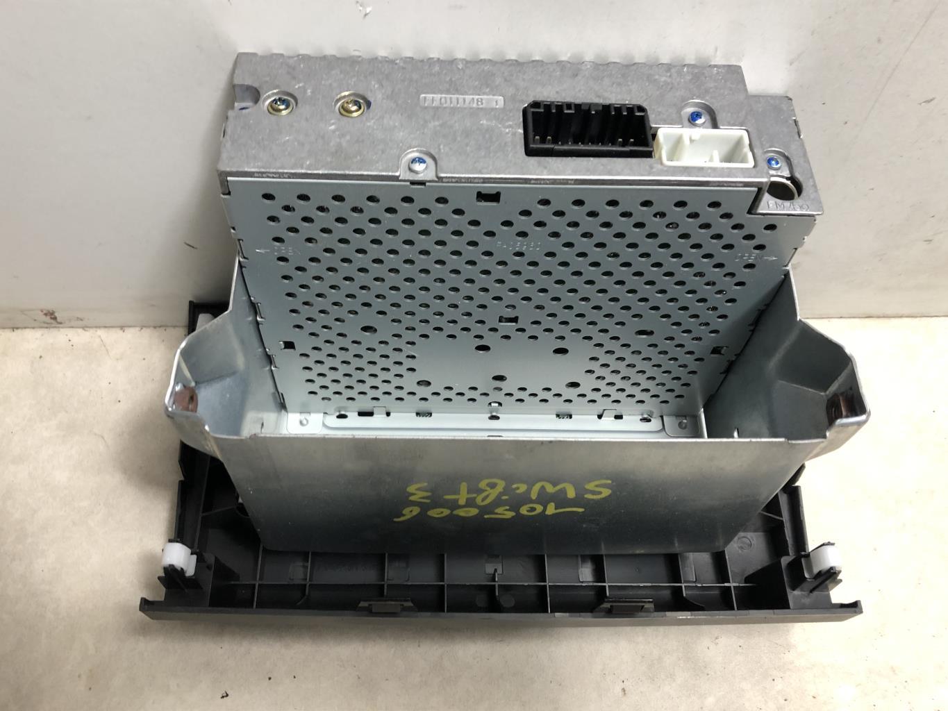 Autoradio originale SUZUKI SWIFT 3 Gasolina - 1