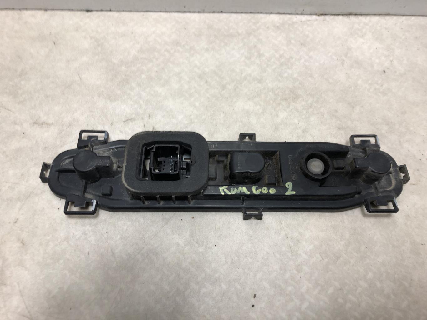 Base portalampade fanale posteriore destro RENAULT KANGOO 2 PHASE 1 Diésel - 1