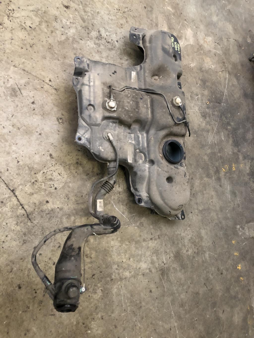 Reservoir RENAULT MEGANE 4 PHASE 1 Essence - 1
