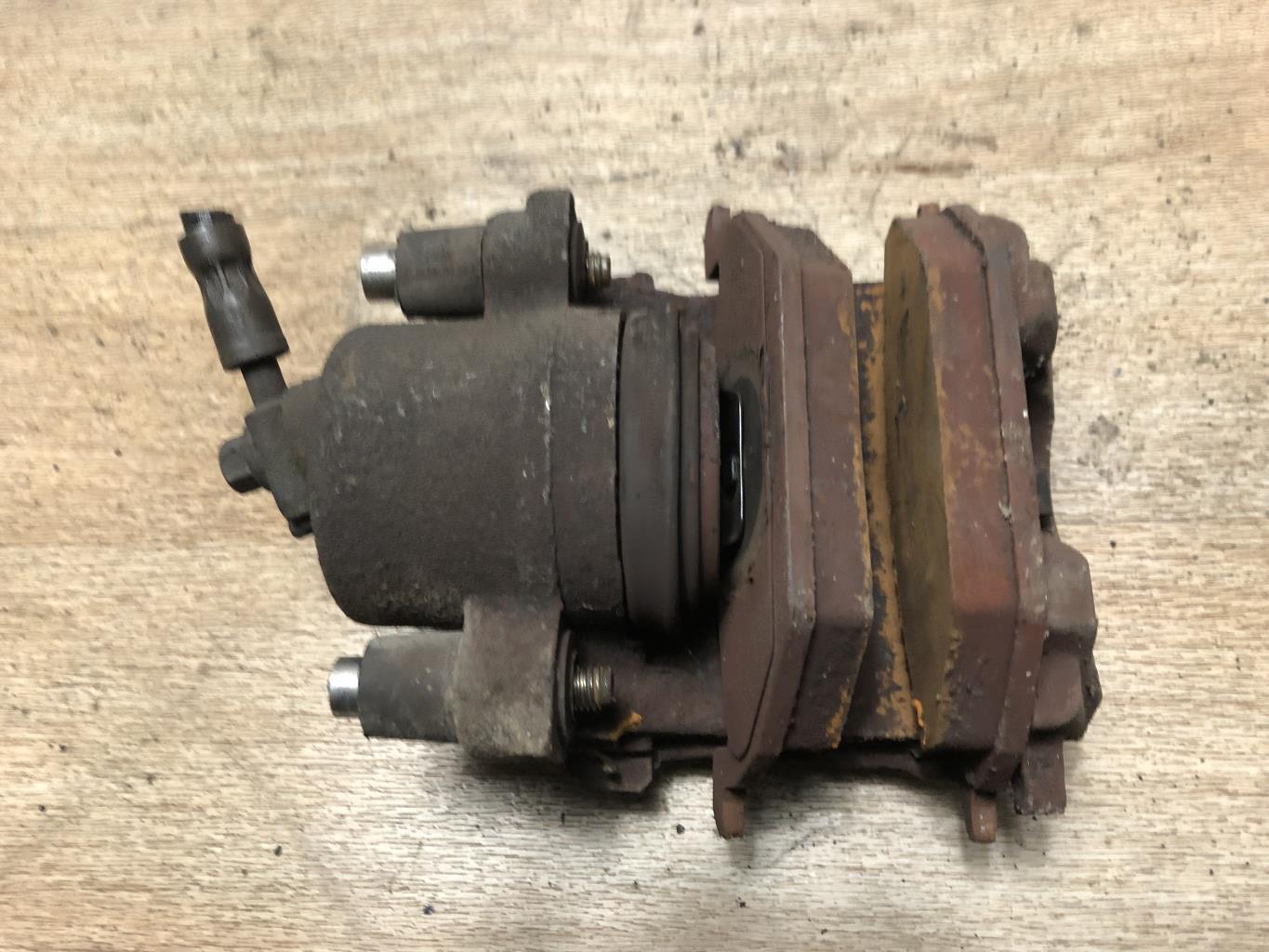 Pinza freni anteriore destra VOLKSWAGEN POLO 4 PHASE 2 Gasolina - 1