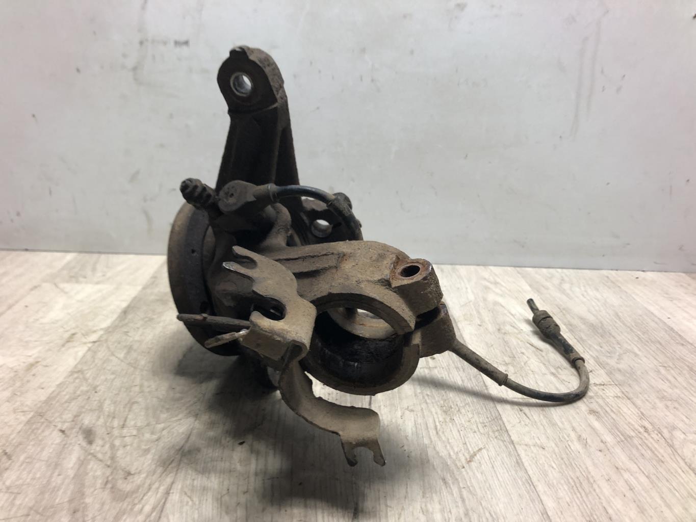 Fusee avant droit CITROEN BERLINGO 1  - 1