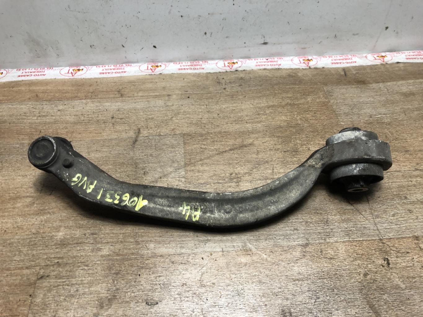 Braccio sospensione superiore anteriore sinistro AUDI A4 2 PHASE 2 Diésel - 1