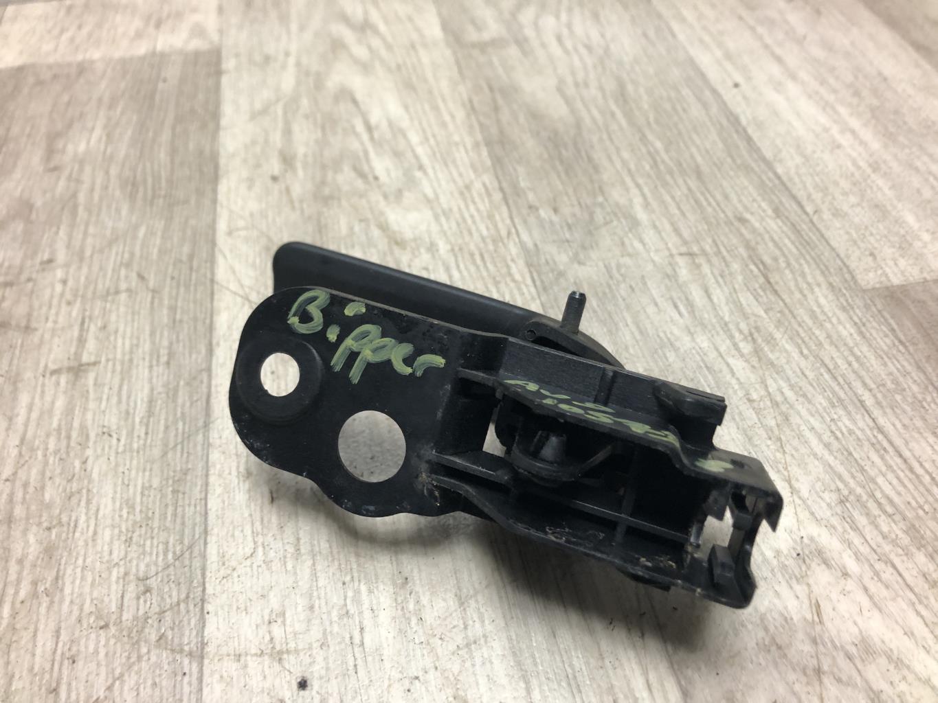 Maniglia interna anteriore destra PEUGEOT BIPPER Diésel - 1