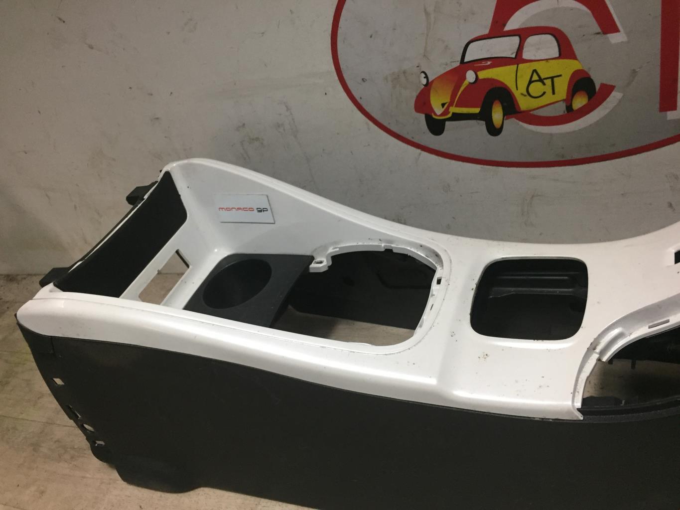 Consolle centrale (interno in plastica) RENAULT MEGANE 3 PHASE 2 COUPE Diésel - 1