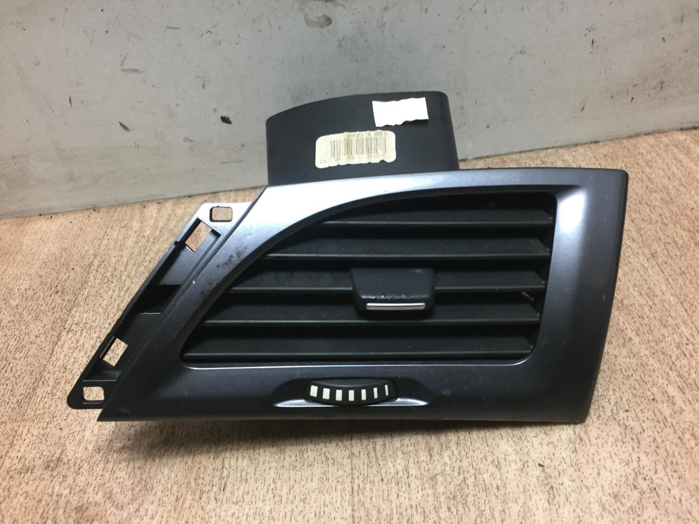 Bocchetta aerazione cruscotto anteriore destra RENAULT MEGANE 3 PHASE 2 COUPE Diésel - 1