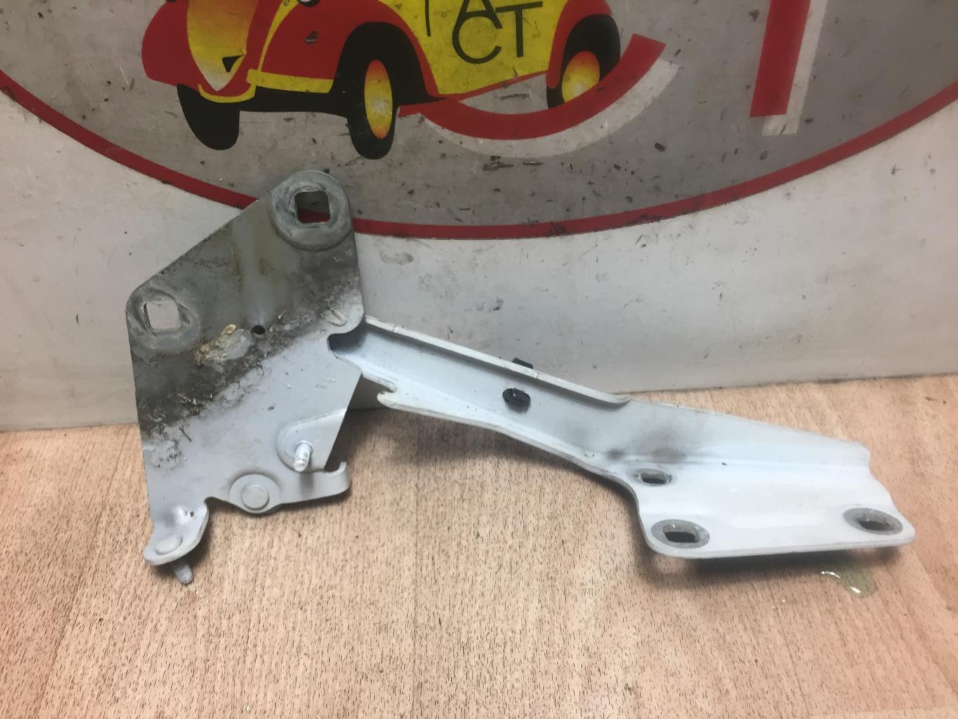 Charniere de capot RENAULT MEGANE 3 PHASE 2 COUPE Diesel - 1