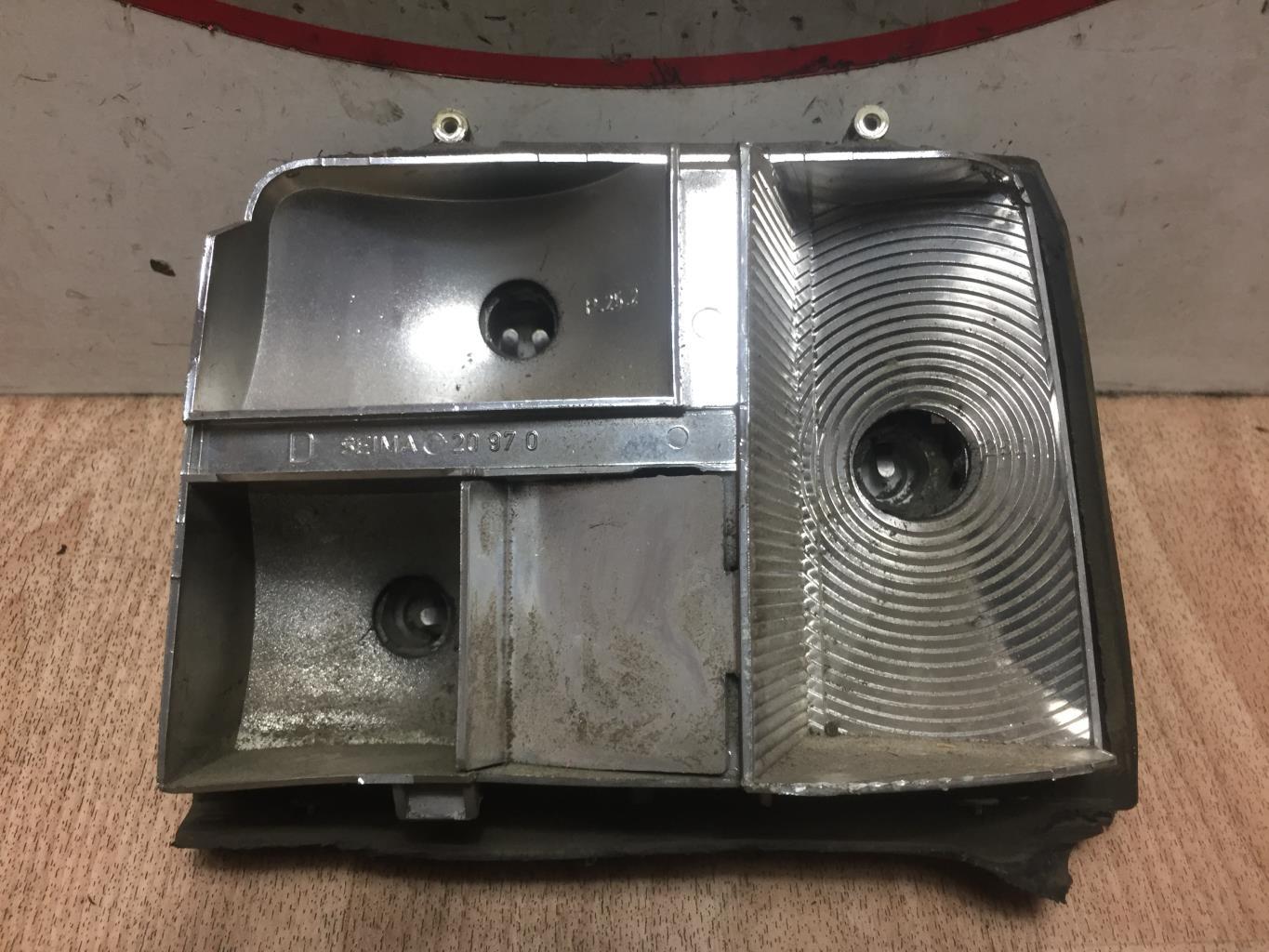 Base portalampade fanale posteriore destro AIXAM 325i  - 1