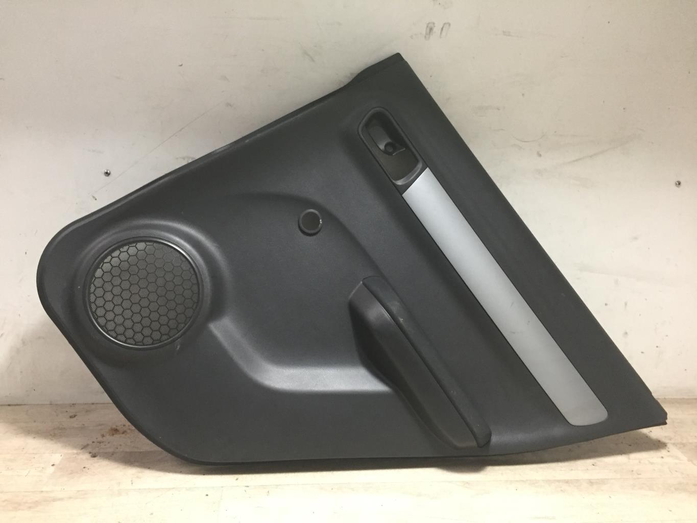 Pannello portiera posteriore destro SUZUKI SWIFT 3 Diésel - 1