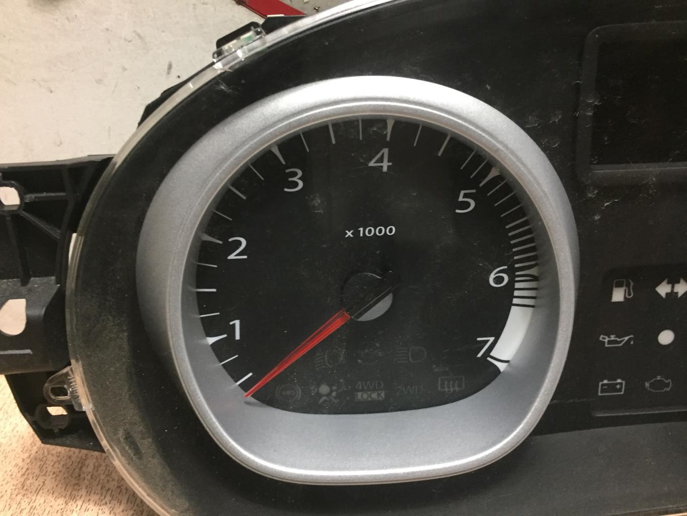 Compteur DACIA DUSTER 1 PHASE 1 Diesel - 1