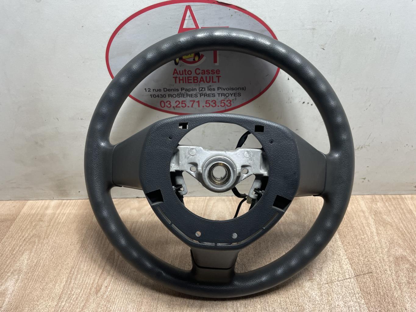 Volant SUZUKI SWIFT 3 Diesel - 1