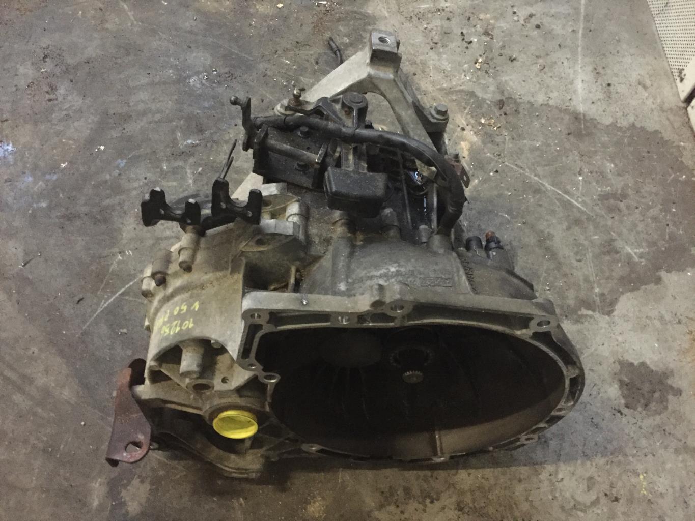 Boite de vitesses VOLVO V 50 PHASE 2 BREAK Diesel - 1