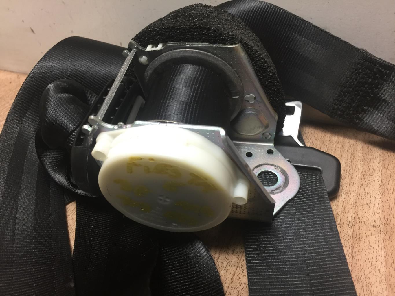 Cintura di sicurezza posteriore sinistra FORD FIESTA 6 PHASE 1 Diésel - 1
