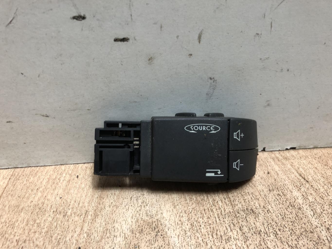 Commande autoradio DACIA DUSTER 1 PHASE 1 Diesel - 1