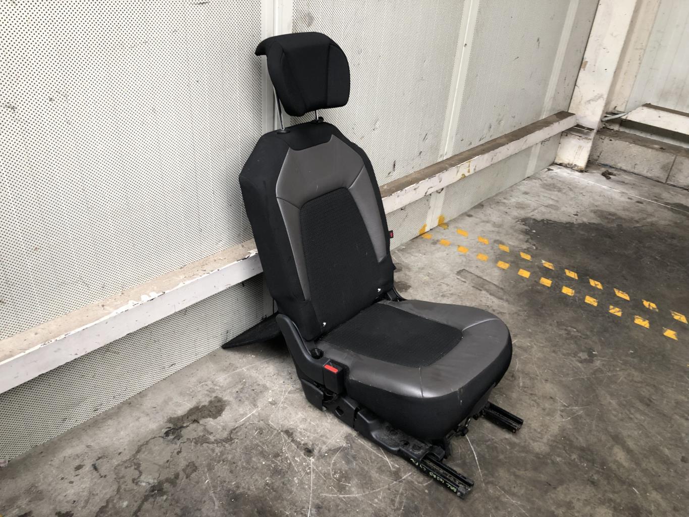Sedile posteriore sinistro CITROEN C4 GRAND PICASSO 2 PHASE 1 Diésel - 1