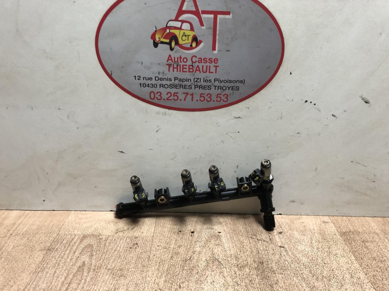 Rampe injection FIAT PANDA 1 Essence - 1