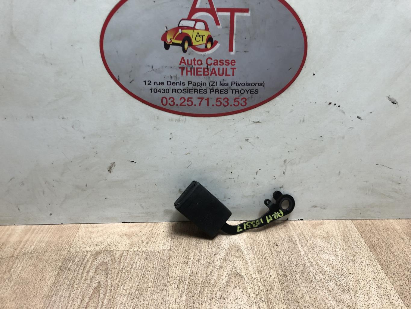 Aggancio cintura sicurezza posteriore centrale CITROEN C4 GRAND PICASSO 1 Diésel - 1