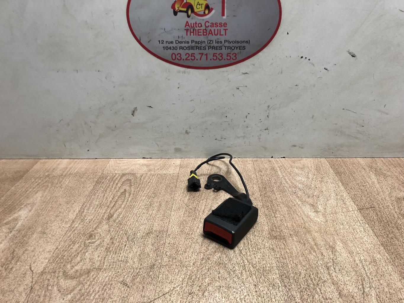 Aggancio cintura sicurezza posteriore destro CITROEN C4 GRAND PICASSO 1 Diésel - 1