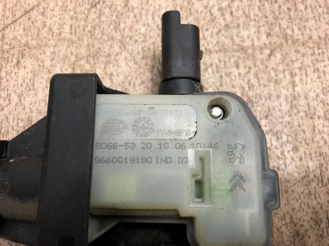 Attuatore chiavistello sportello carburante CITROEN C4 GRAND PICASSO 1 Diésel - 1