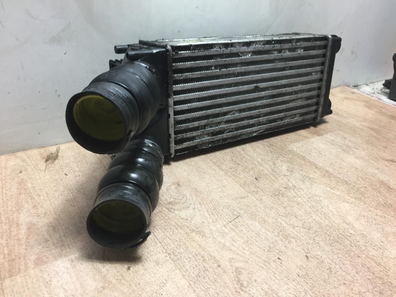 Scambiatore aria (Intercooler) PEUGEOT 308 1 SW PHASE 1 BREAK Diésel - 1