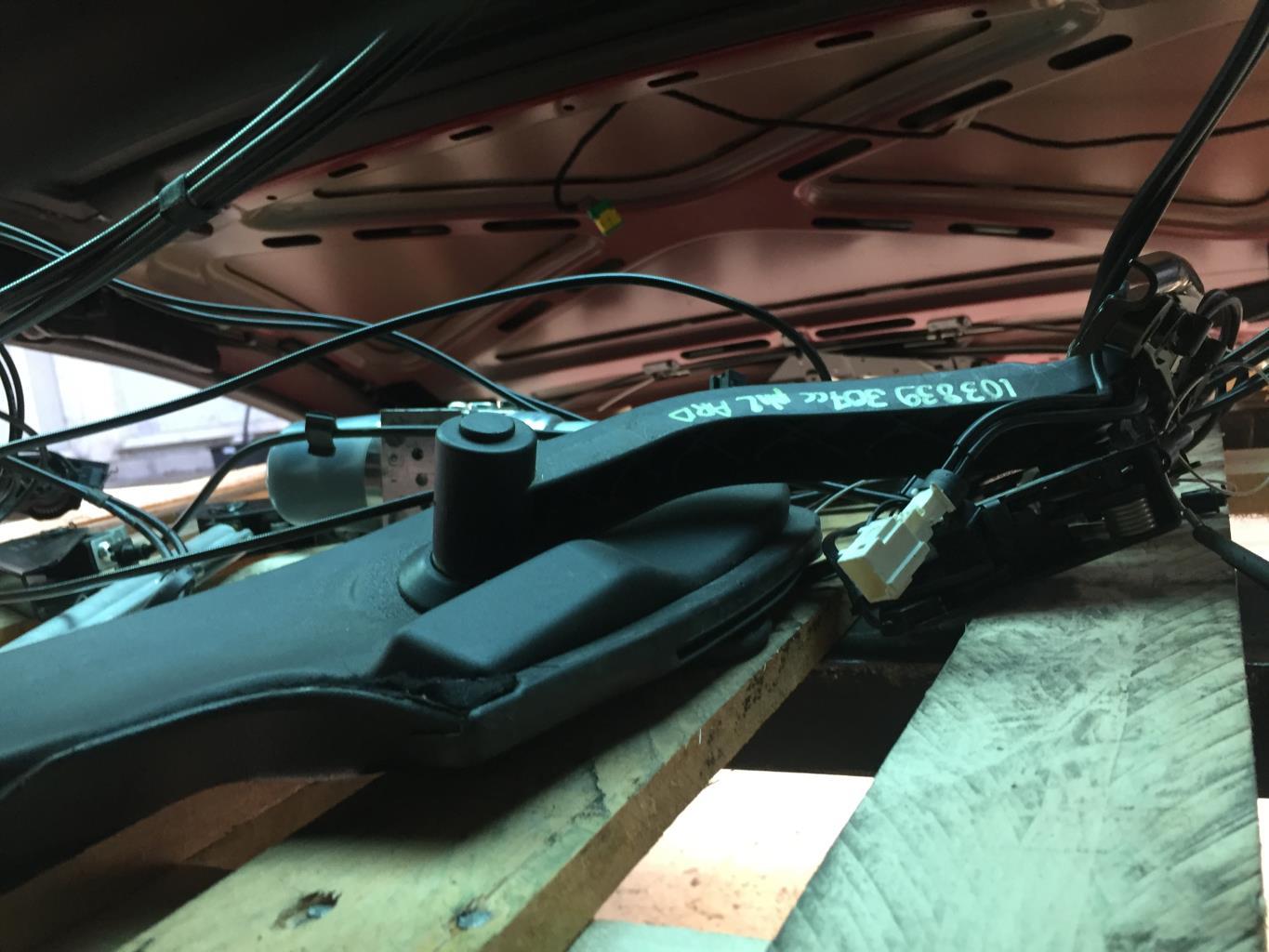 Toit ouvrant PEUGEOT 307 PHASE 2 CABRIOLET Diesel - 1