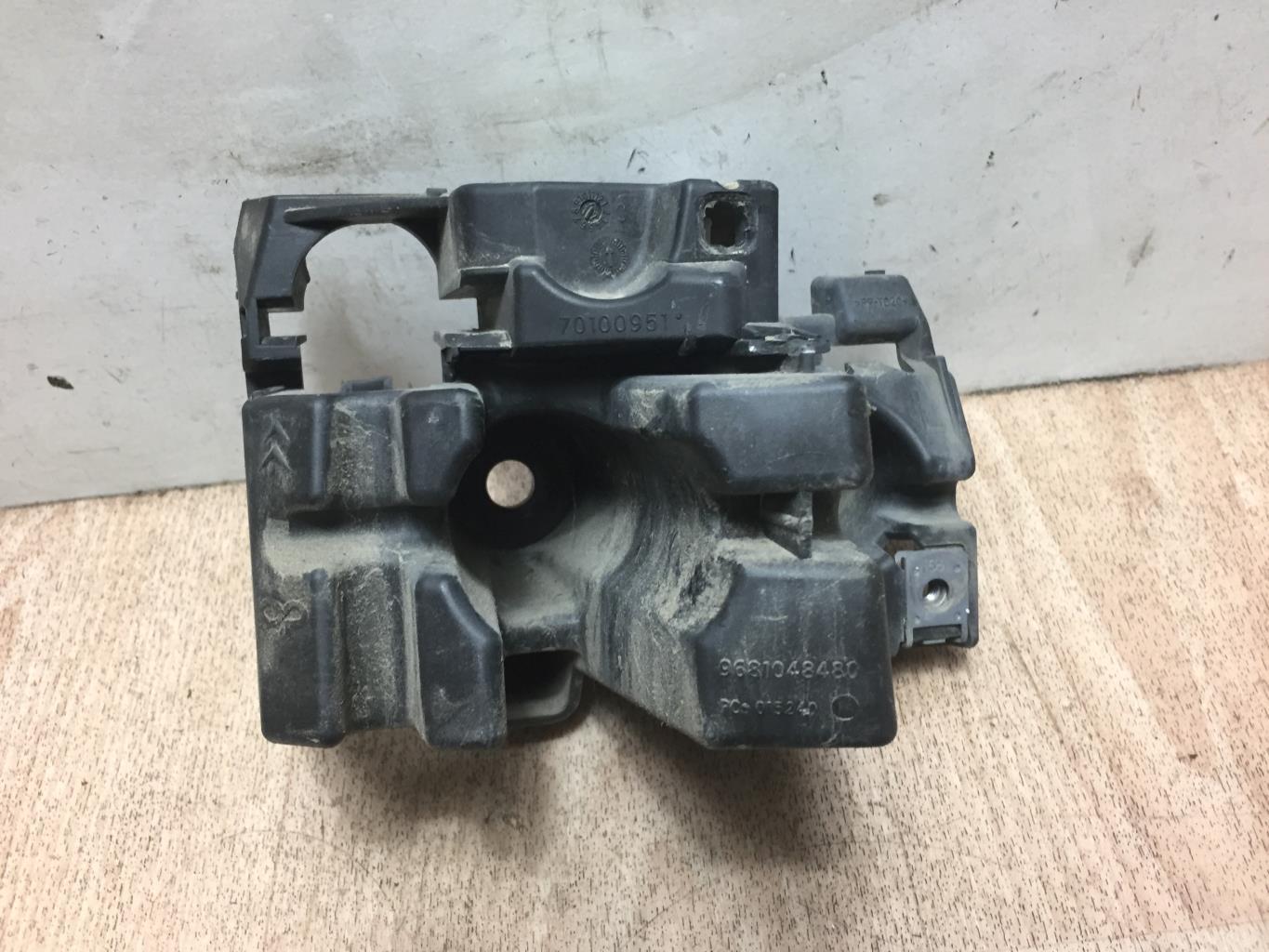 Support de pare chocs arriere CITROEN C5 2 BREAK Diesel - 1