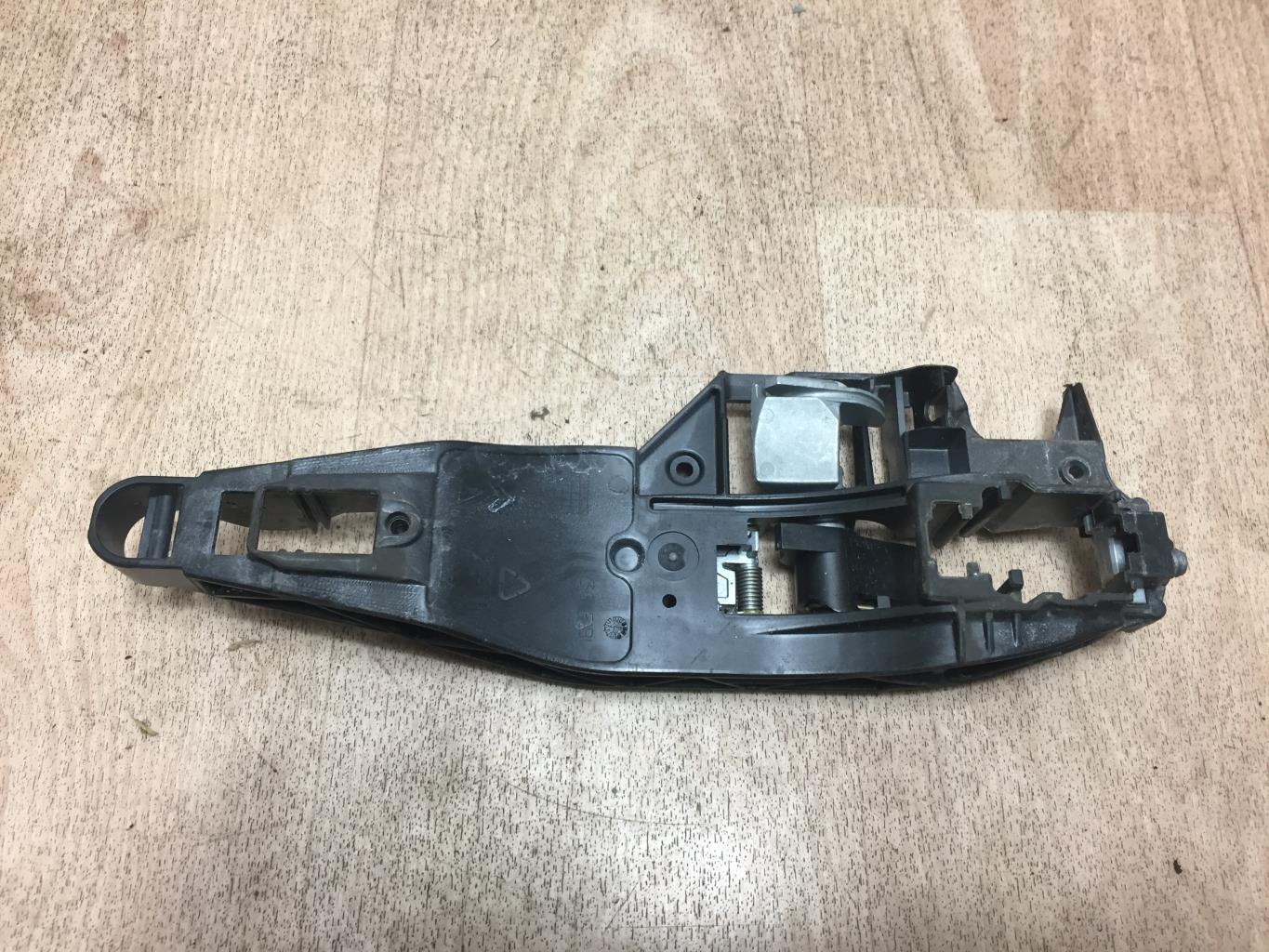 Supporto maniglia portiera posteriore sinistra CITROEN C5 2 BREAK Diésel - 1