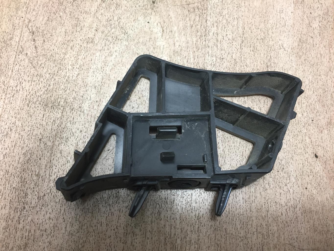 Support de pare chocs arriere CITROEN C5 2 BREAK Diesel - 1