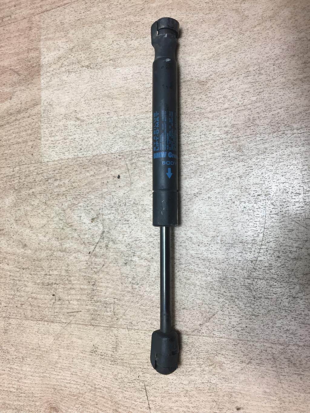 Verin de capot MINI MINI 2 R56 PHASE 1  - 1