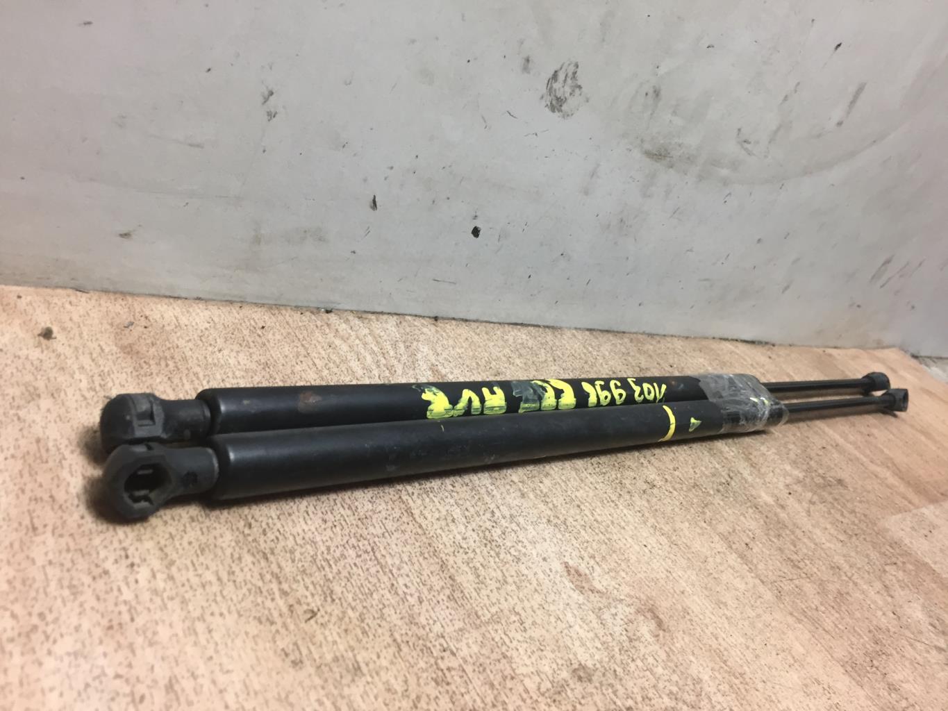 Verin de capot PEUGEOT 607 PHASE 1 Diesel - 1