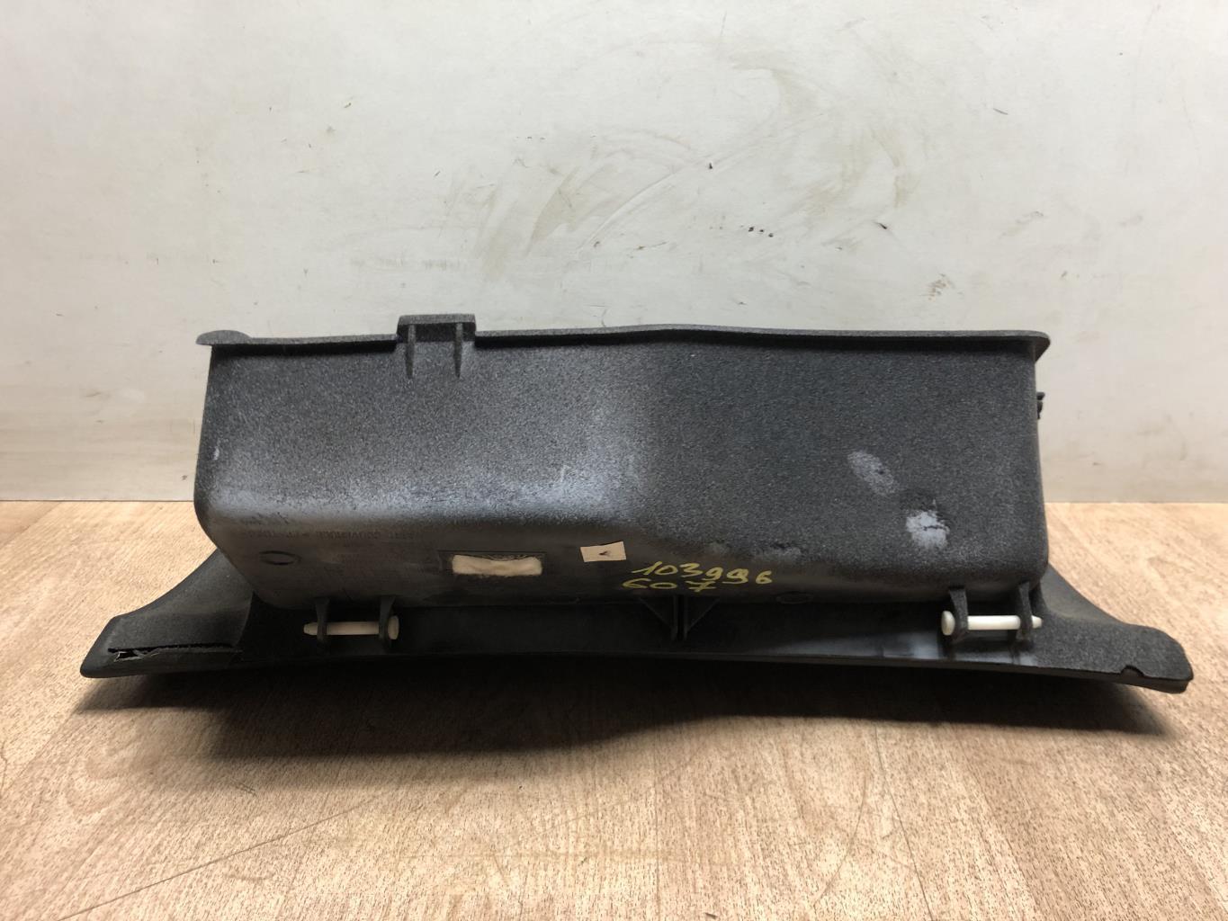Boite a gants PEUGEOT 607 PHASE 1 Diesel - 1