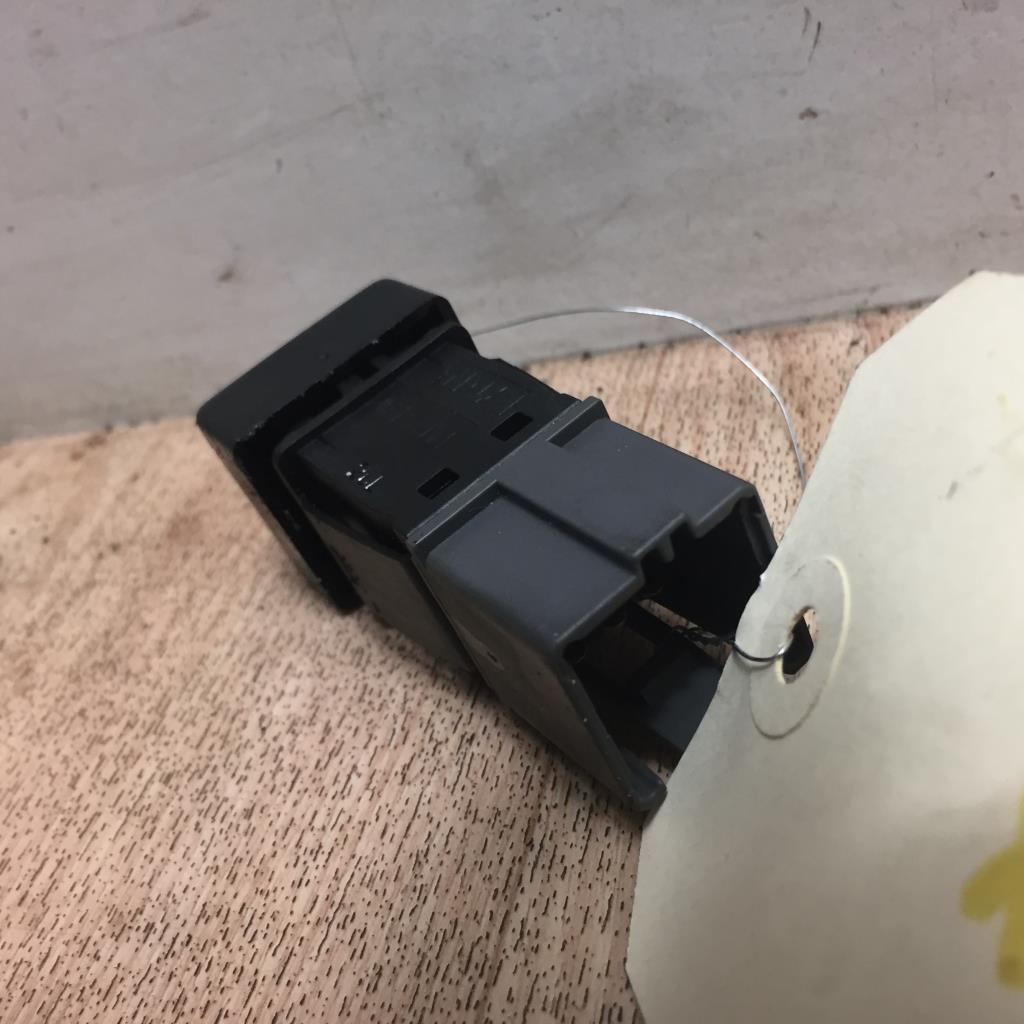 Bouton/Interrupteur CITROEN XM PHASE 2 Diesel - 1