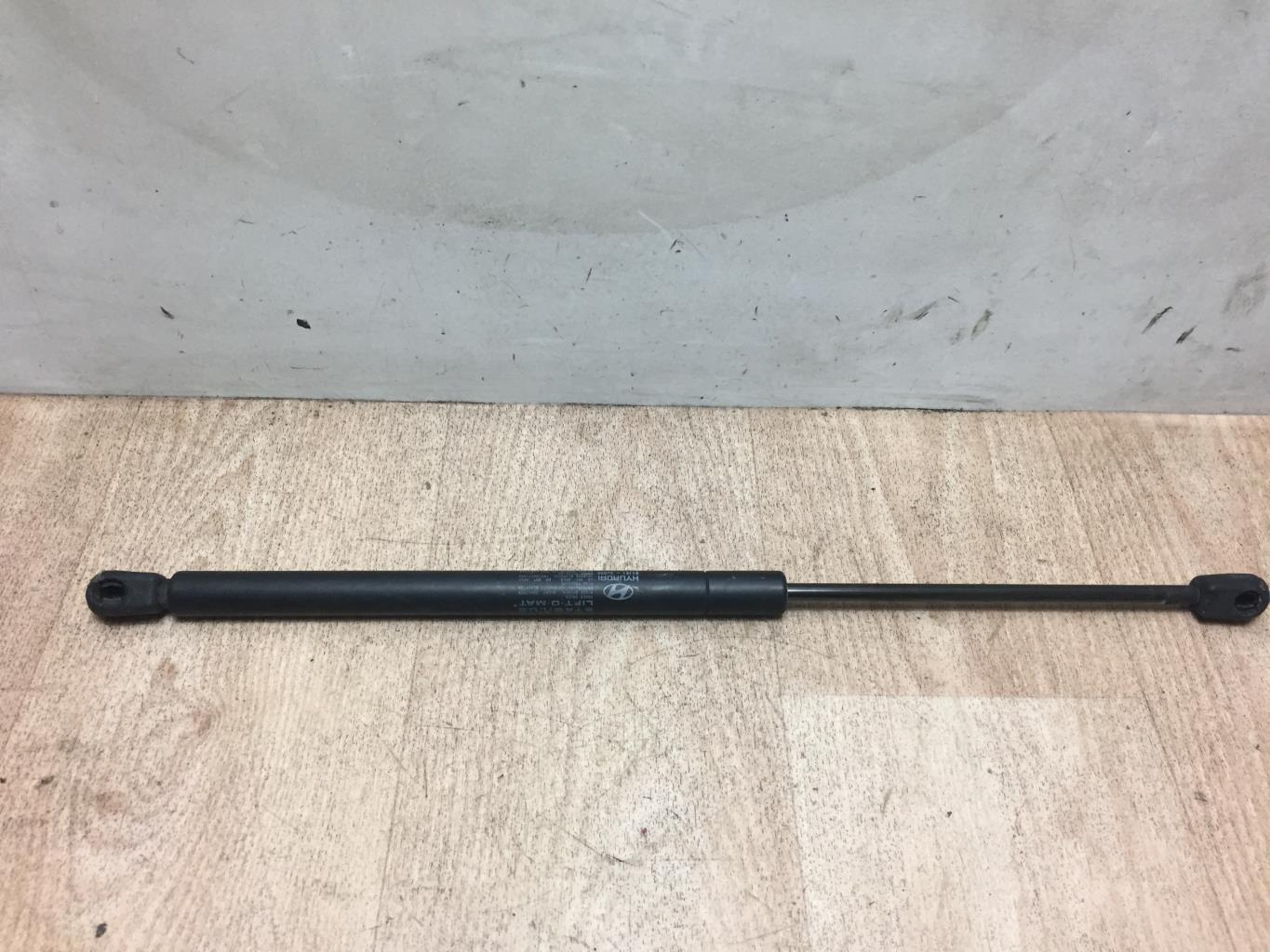 Verin de capot HYUNDAI COUPE 2 PHASE 1 Essence - 1