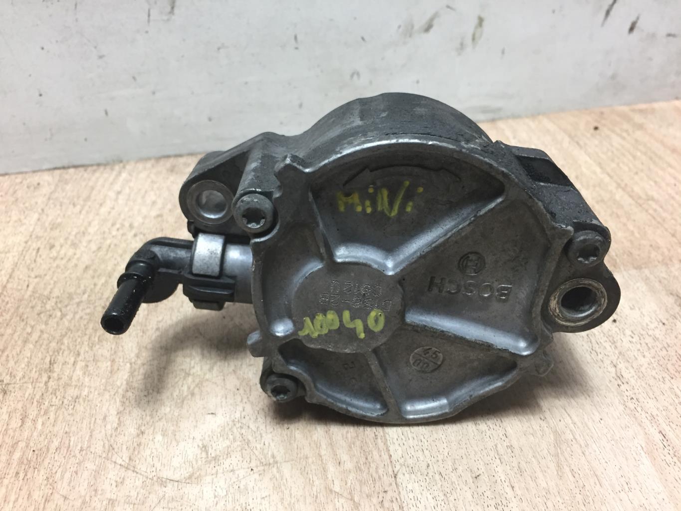 Pompe à vide MINI MINI 2 R56  - 1