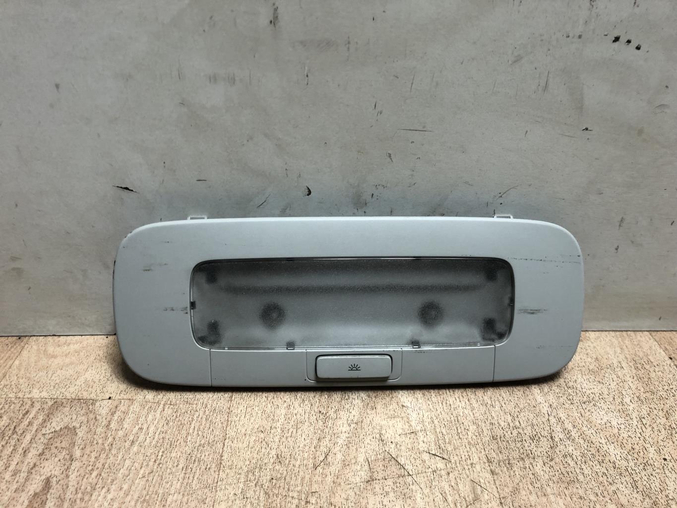 Eclairage de plafonnier VOLKSWAGEN GOLF PLUS PHASE 1 Diesel - 1