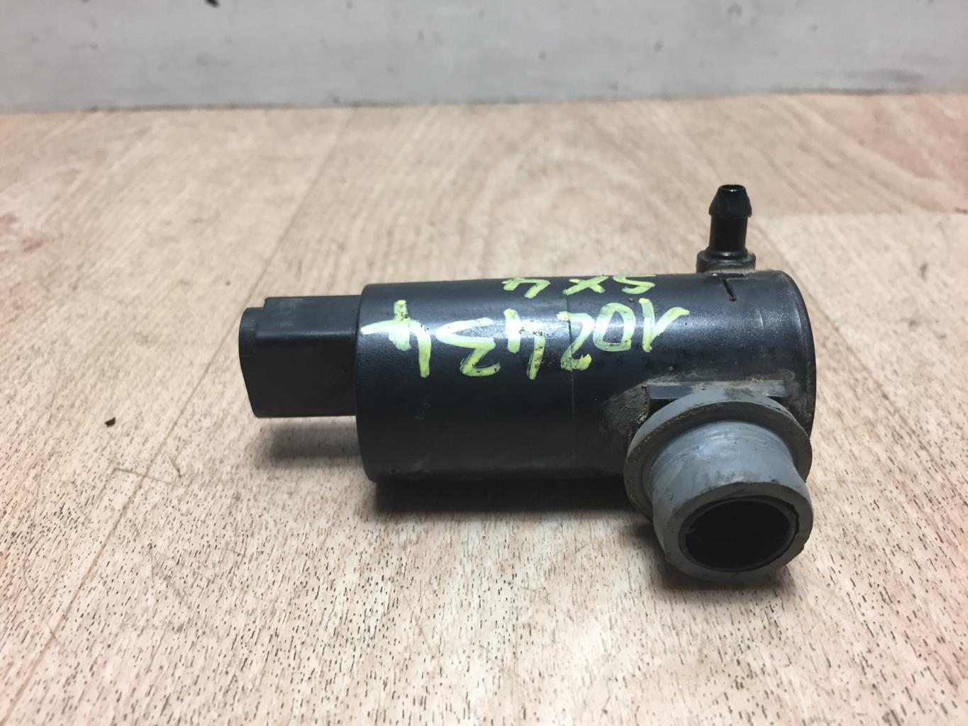 Pompa lavacristalli anteriore SUZUKI SX4 1 Diésel - 1
