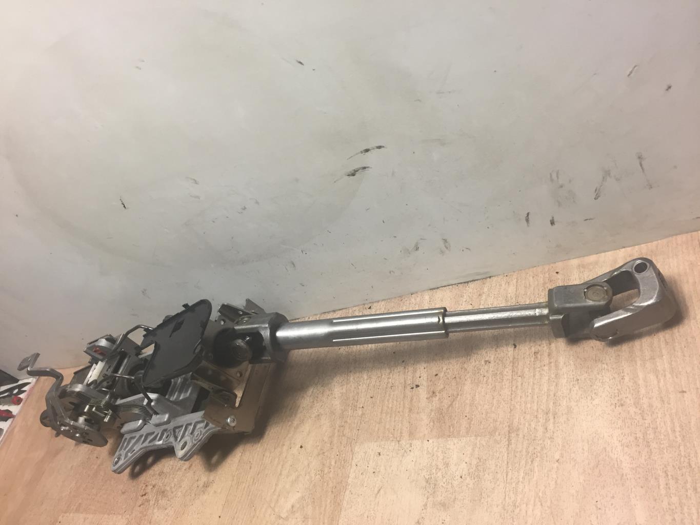 Colonne de direction VOLKSWAGEN GOLF PLUS PHASE 1 Diesel - 1