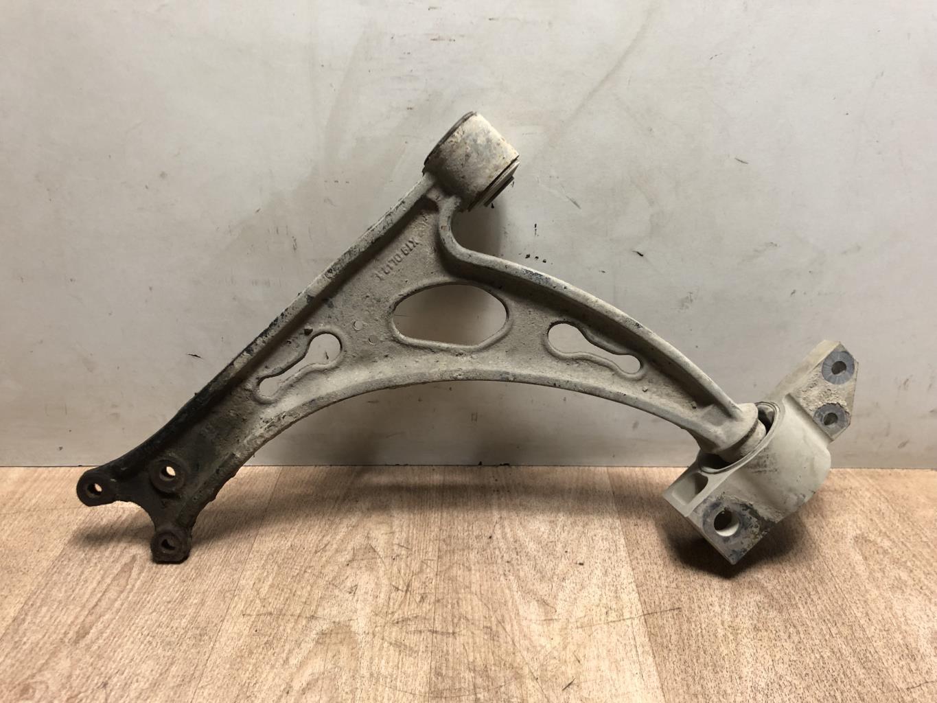 Triangle avant gauche VOLKSWAGEN GOLF PLUS PHASE 1 Diesel - 1