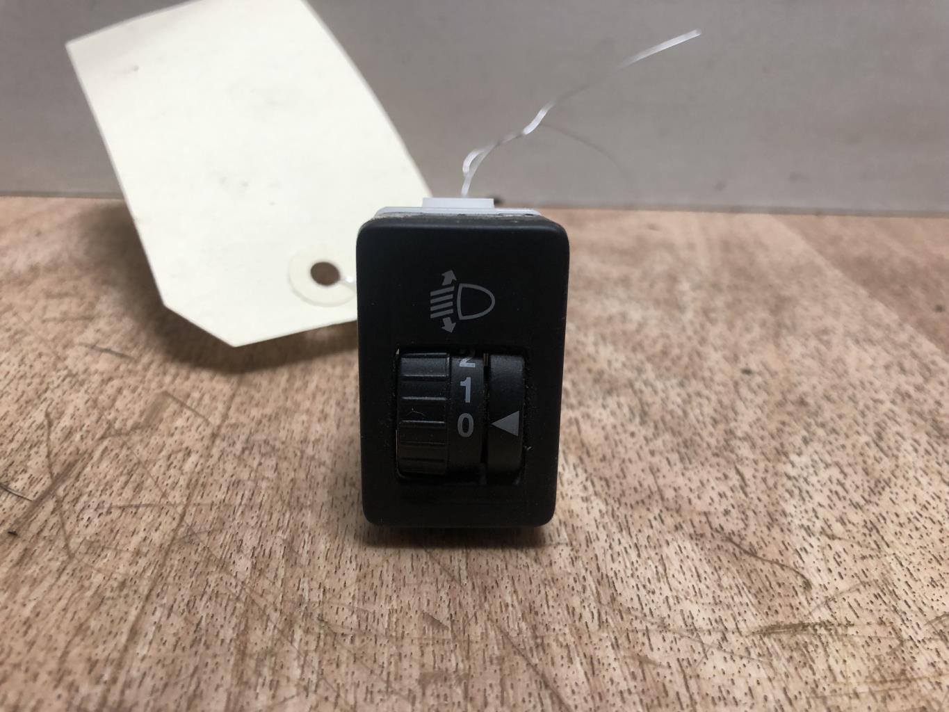 Commande de reglage hauteur de phare SUZUKI SX4 1 Diesel - 1