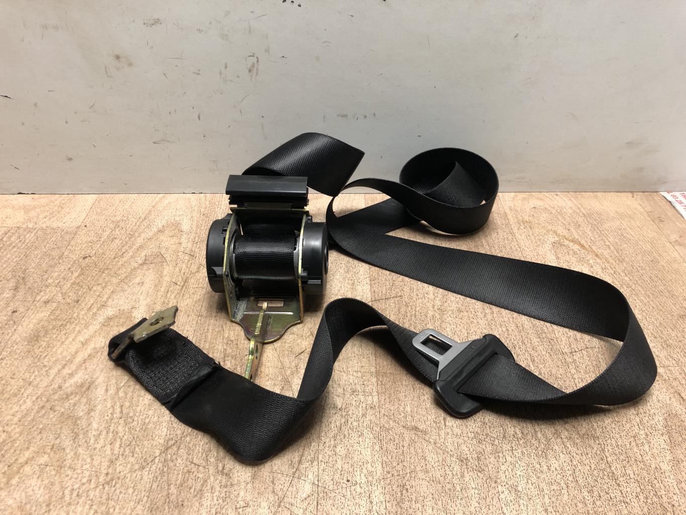 Ceinture arriere droit BMW SERIE 3 E46 PHASE 2 Diesel - 1