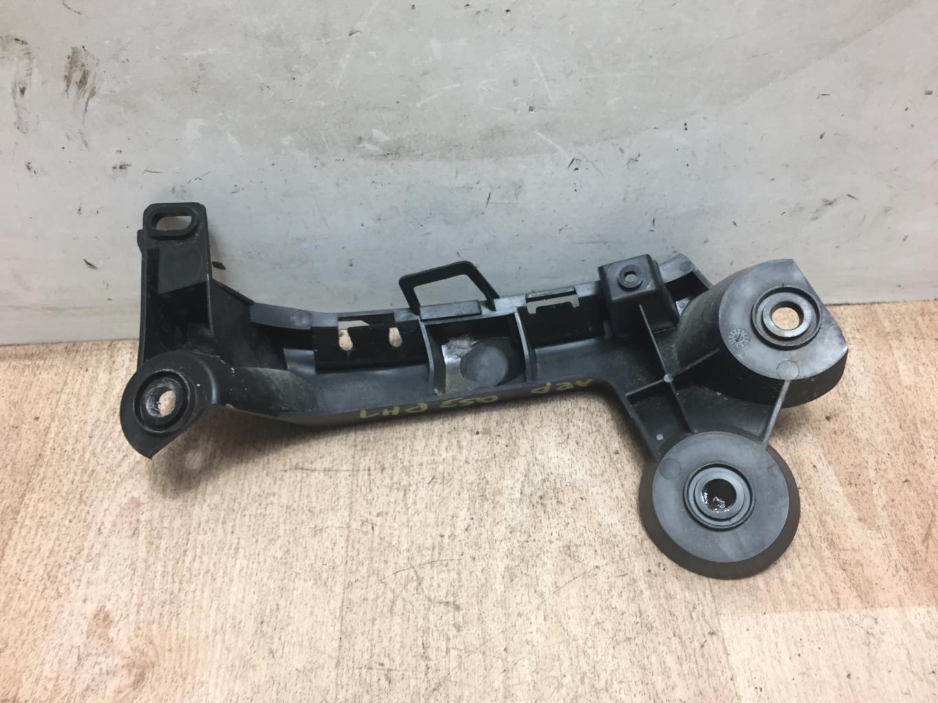 Support de pare chocs arriere CITROEN DS3 PHASE 1 Essence - 1