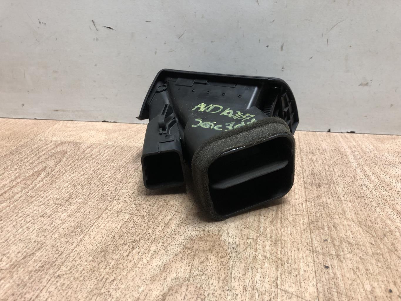 Bocchetta aerazione cruscotto anteriore destra BMW SERIE 3 E46 PHASE 2 Diésel - 1