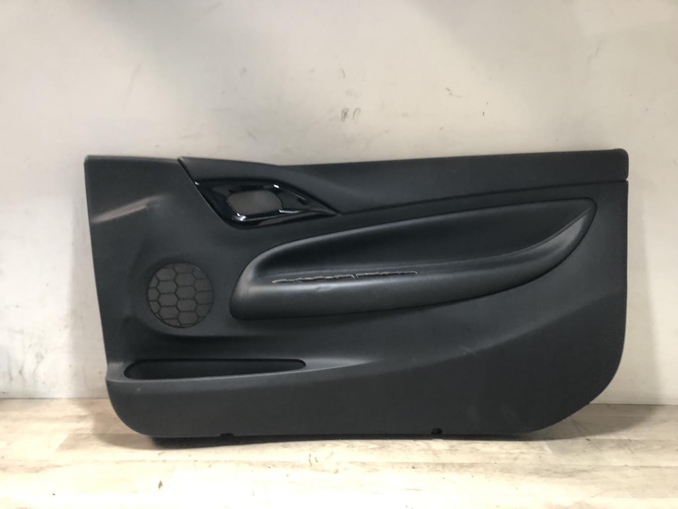 Panel de puerta delantera derecha CITROEN DS3 PHASE 1 Gasolina - 1