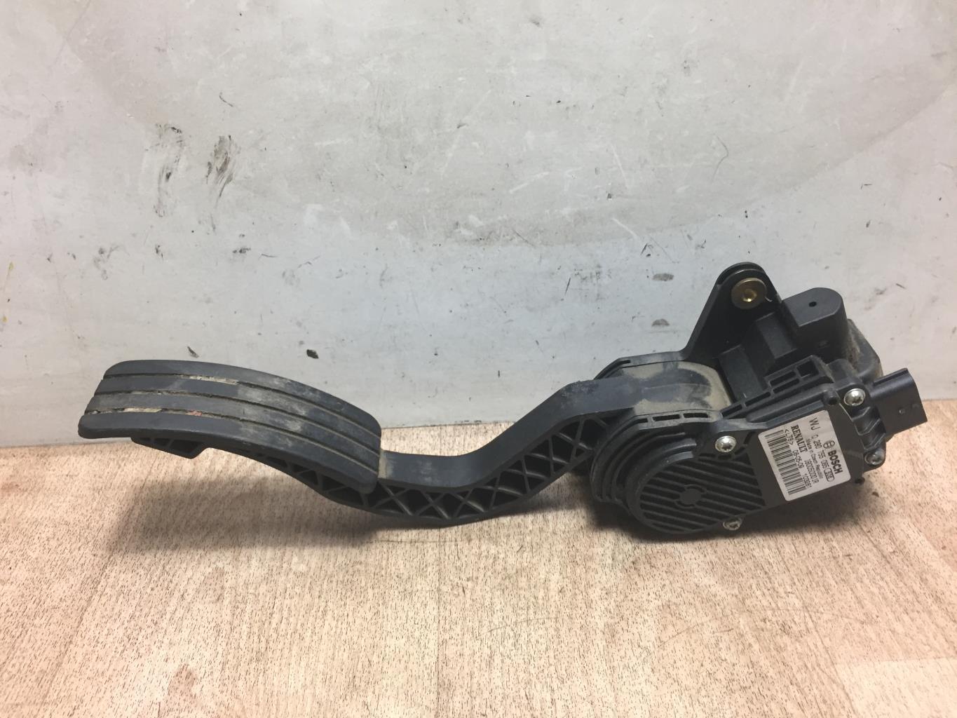 Potenziometro pedale acceleratore RENAULT LAGUNA 3 PHASE 1 BREAK Diésel - 1