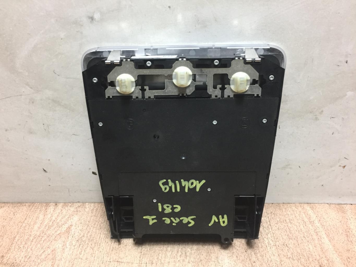 Eclairage de plafonnier BMW SERIE 1 E81 Diesel - 1