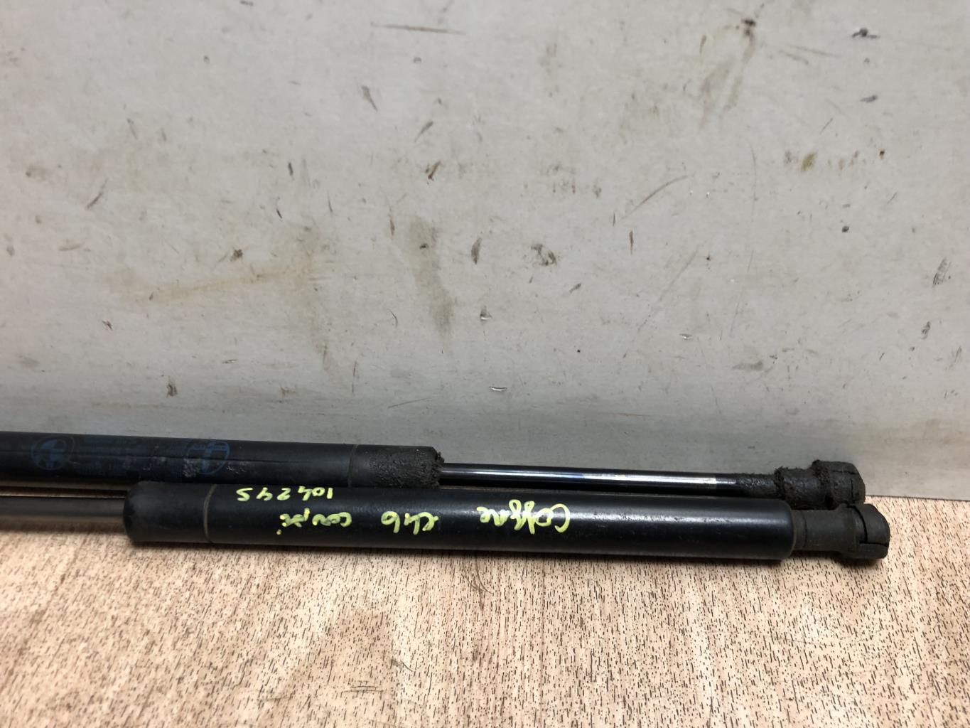 Verin de coffre BMW SERIE 3 E46 COUPE PHASE 1 Essence - 1