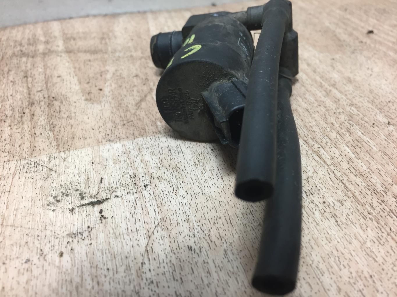 Pompe lave glace avant FORD C-MAX 1 PHASE 2 Diesel - 1