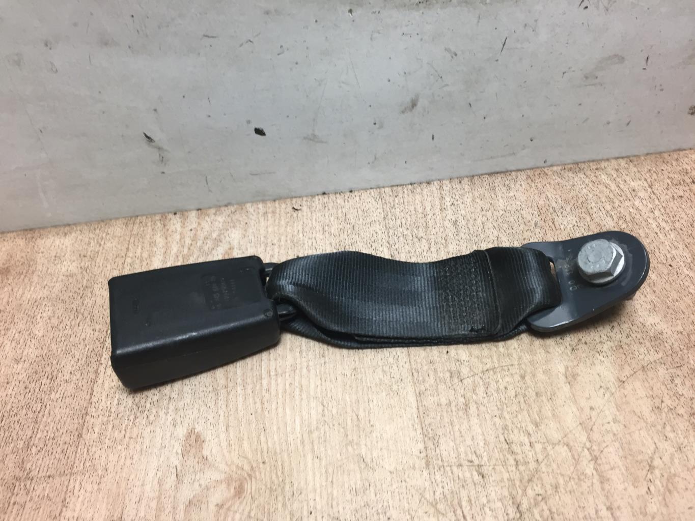Aggancio cintura sicurezza posteriore destro CITROEN C3 2 PHASE 1 Diésel - 1